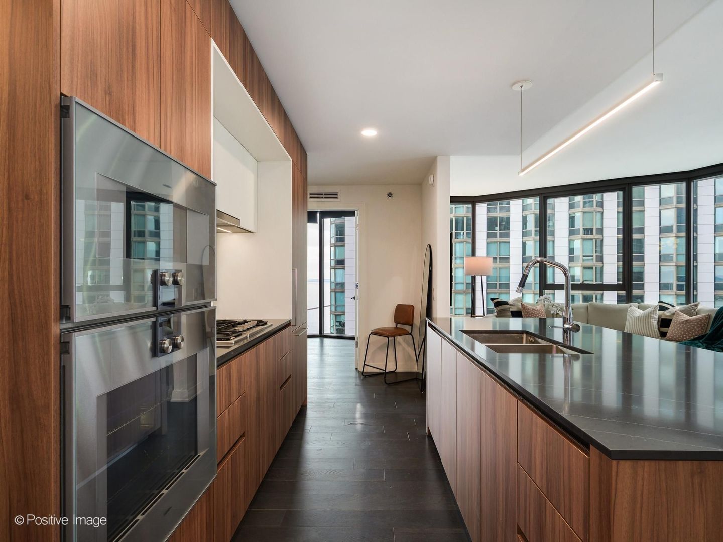 211 North Harbor Drive Chicago IL 60601