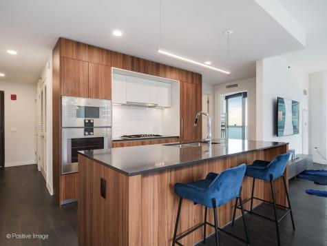 211 North Harbor Drive Chicago IL 60601