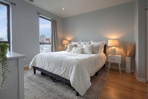 343 West Old Town Court Chicago IL 60610