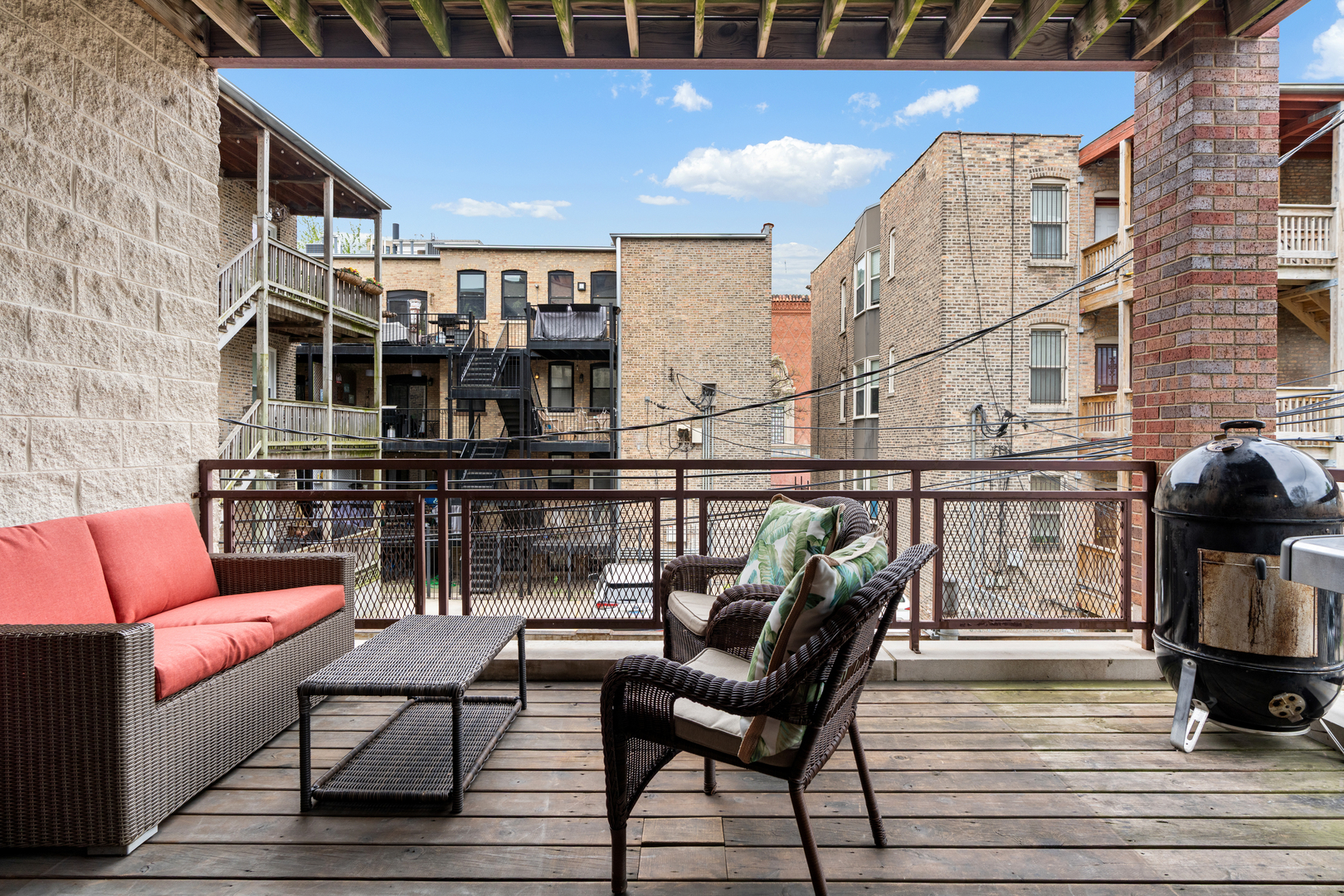 1056 West Lawrence Avenue Chicago IL 60640