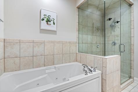 1056 West Lawrence Avenue Chicago IL 60640