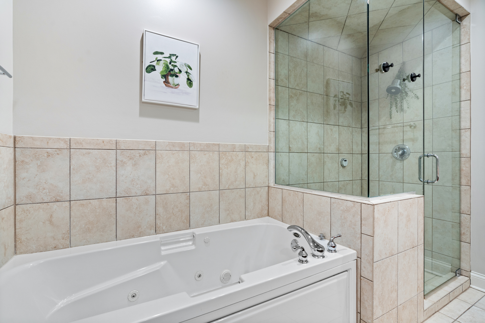 1056 West Lawrence Avenue Chicago IL 60640