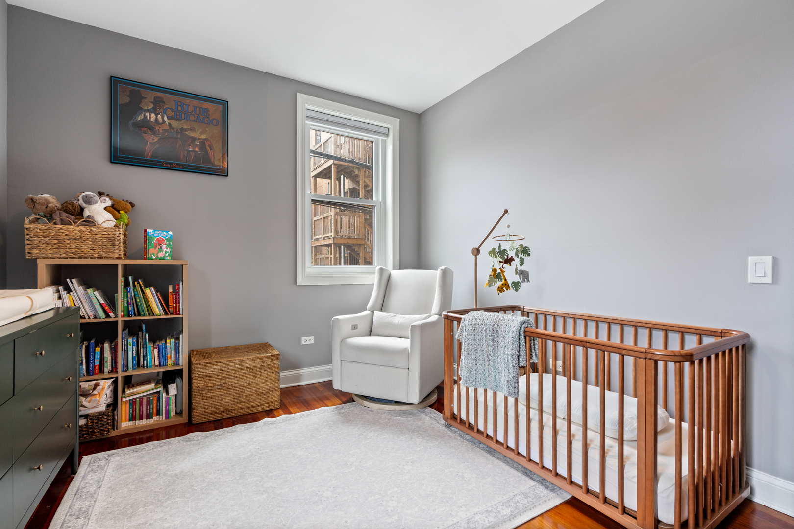 1056 West Lawrence Avenue Chicago IL 60640