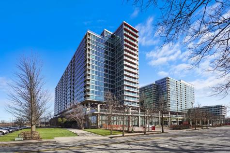 9725 Woods Drive Skokie IL 60077