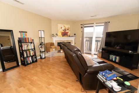 381 South Collins Street South Elgin IL 60177