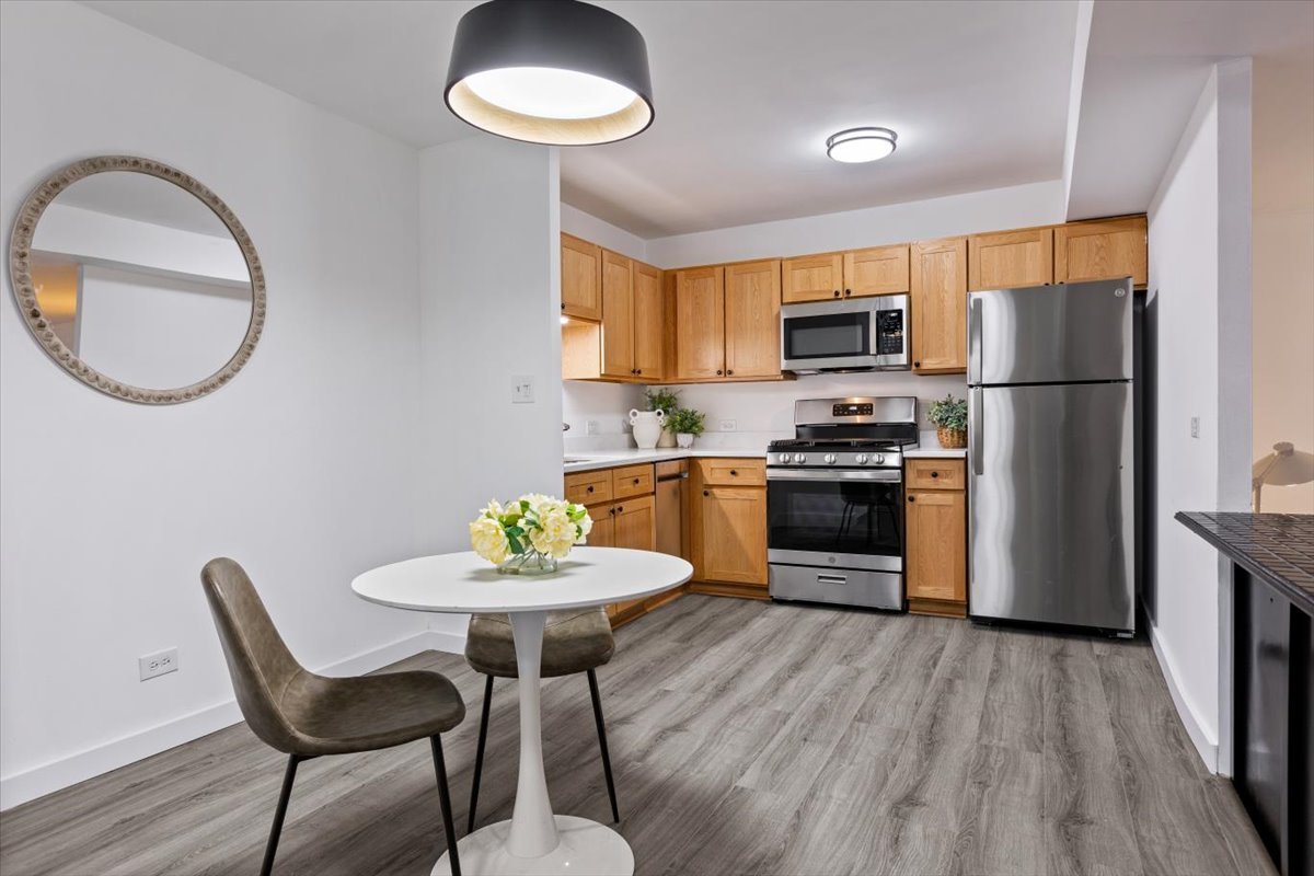 230 East Ontario Street Chicago IL 60611