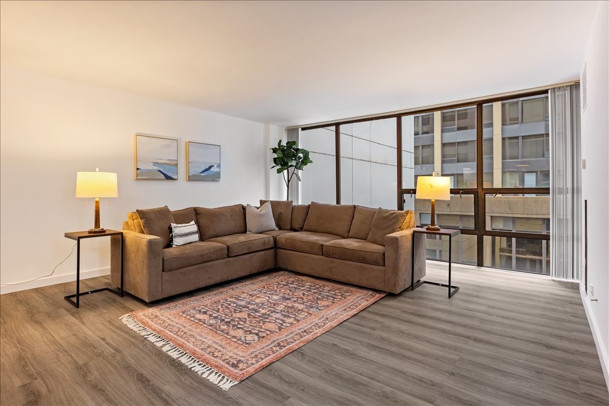 230 East Ontario Street Chicago IL 60611