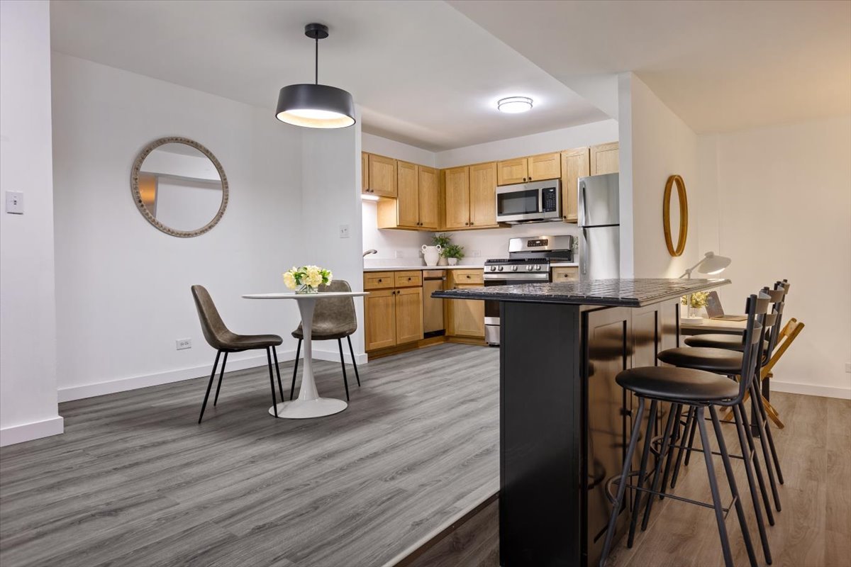 230 East Ontario Street Chicago IL 60611