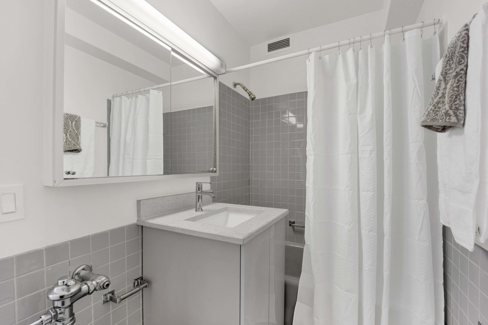 900 North Lake Shore Drive Chicago IL 60611