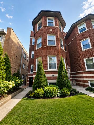 1647 West Sherwin Avenue Chicago IL 60626