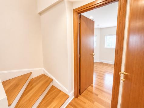 1647 West Sherwin Avenue Chicago IL 60626