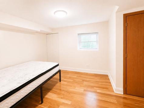 1647 West Sherwin Avenue Chicago IL 60626