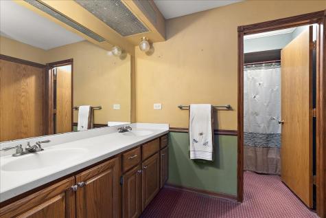 7834 West Foresthill Court Palos Heights IL 60463