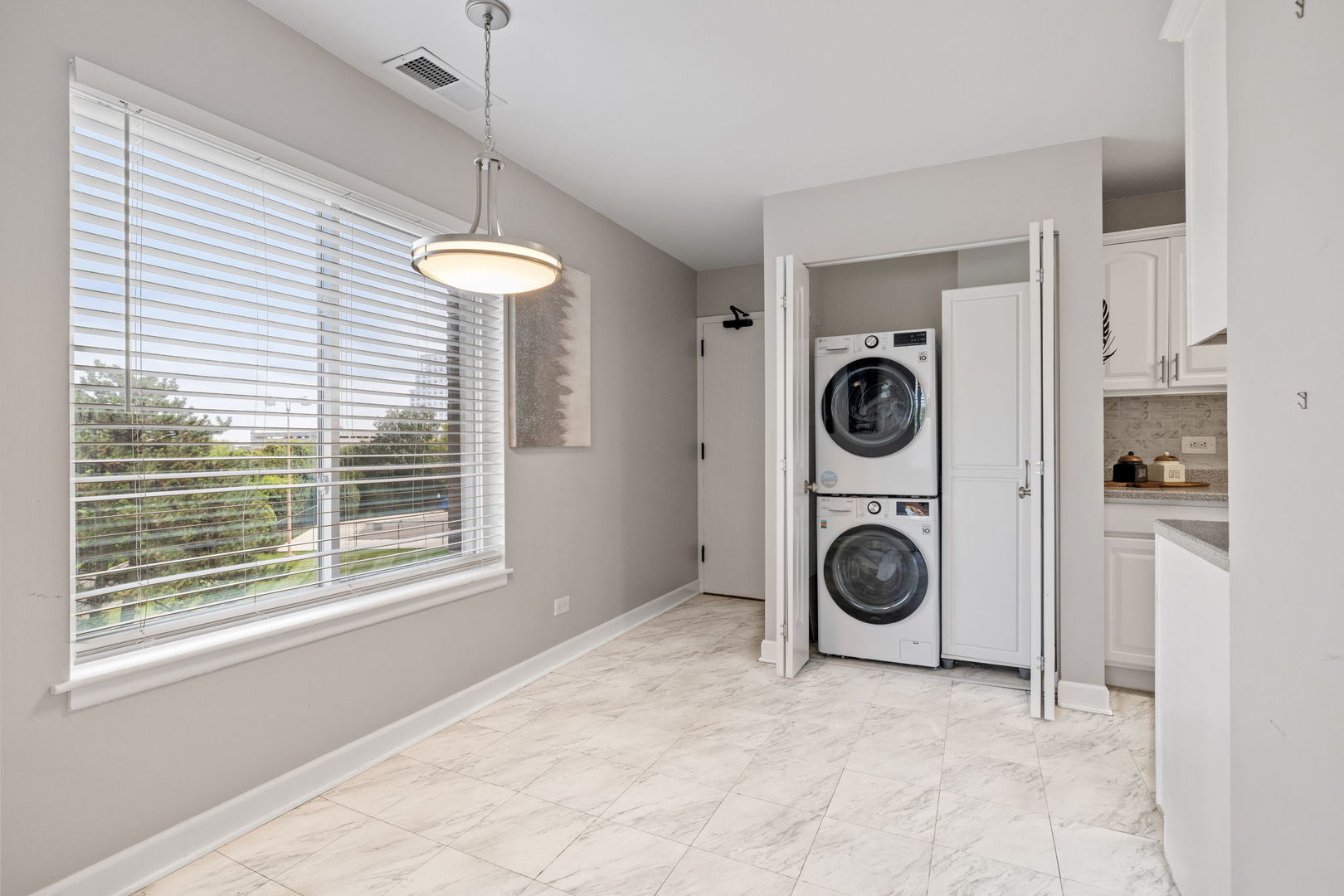 2201 South Grace Street Lombard IL 60148