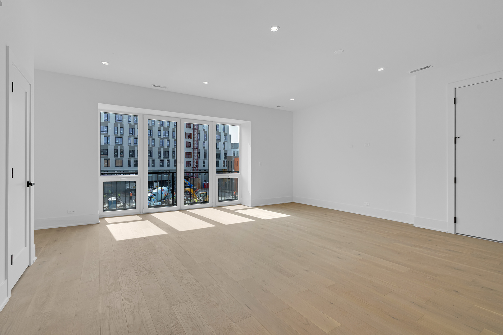505 West Elm Street Chicago IL 60610