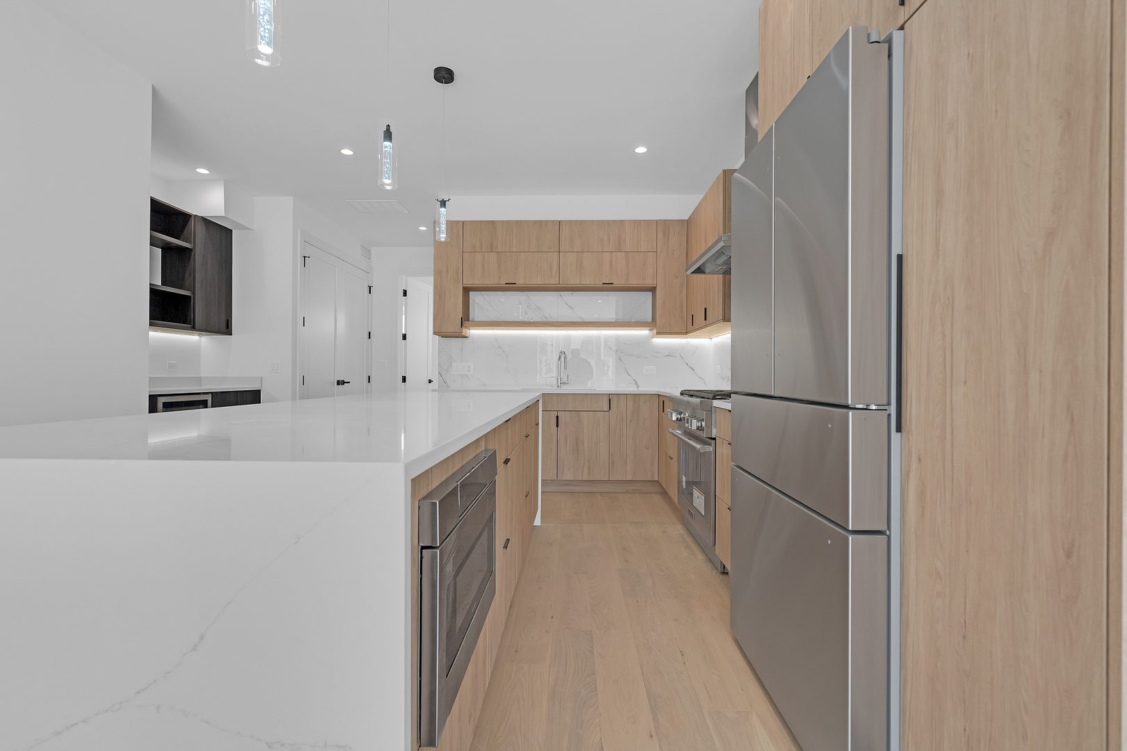 505 West Elm Street Chicago IL 60610