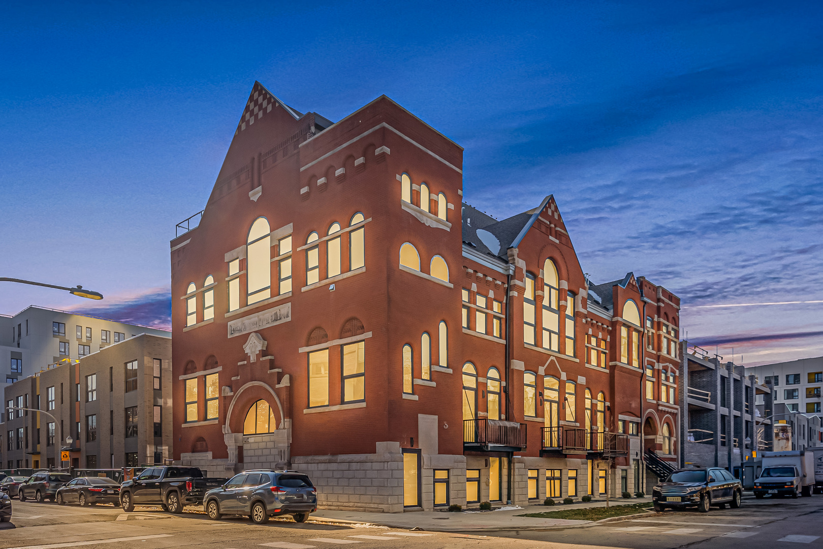 505 West Elm Street Chicago IL 60610
