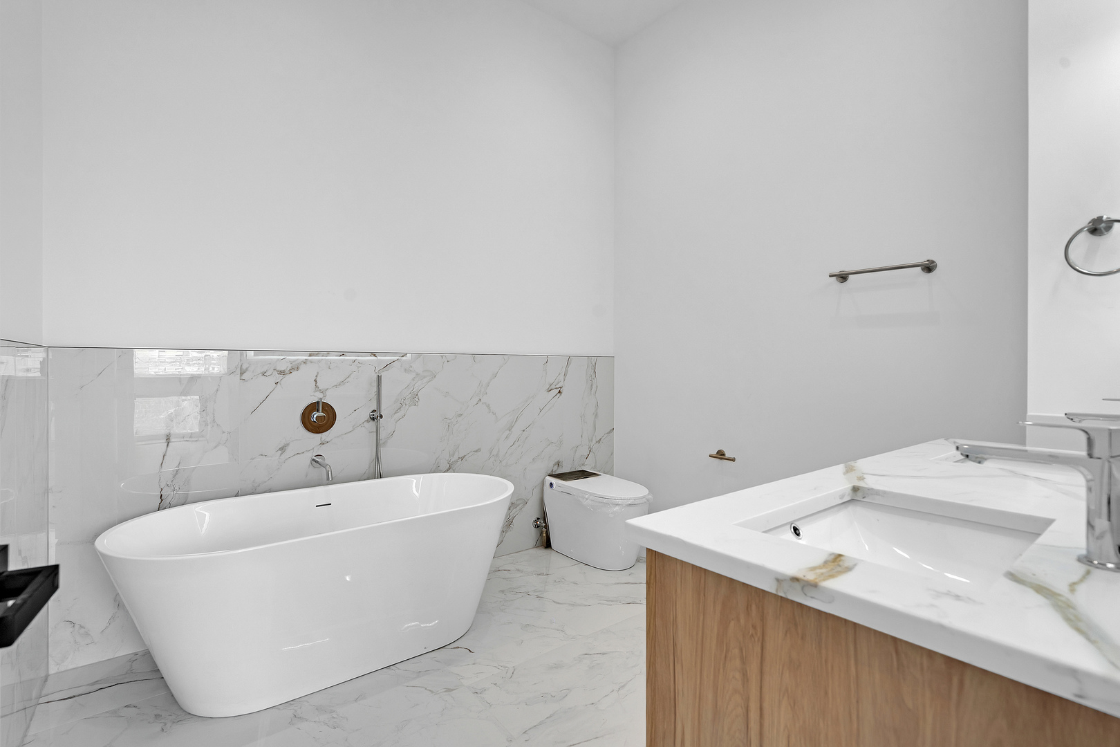 505 West Elm Street Chicago IL 60610