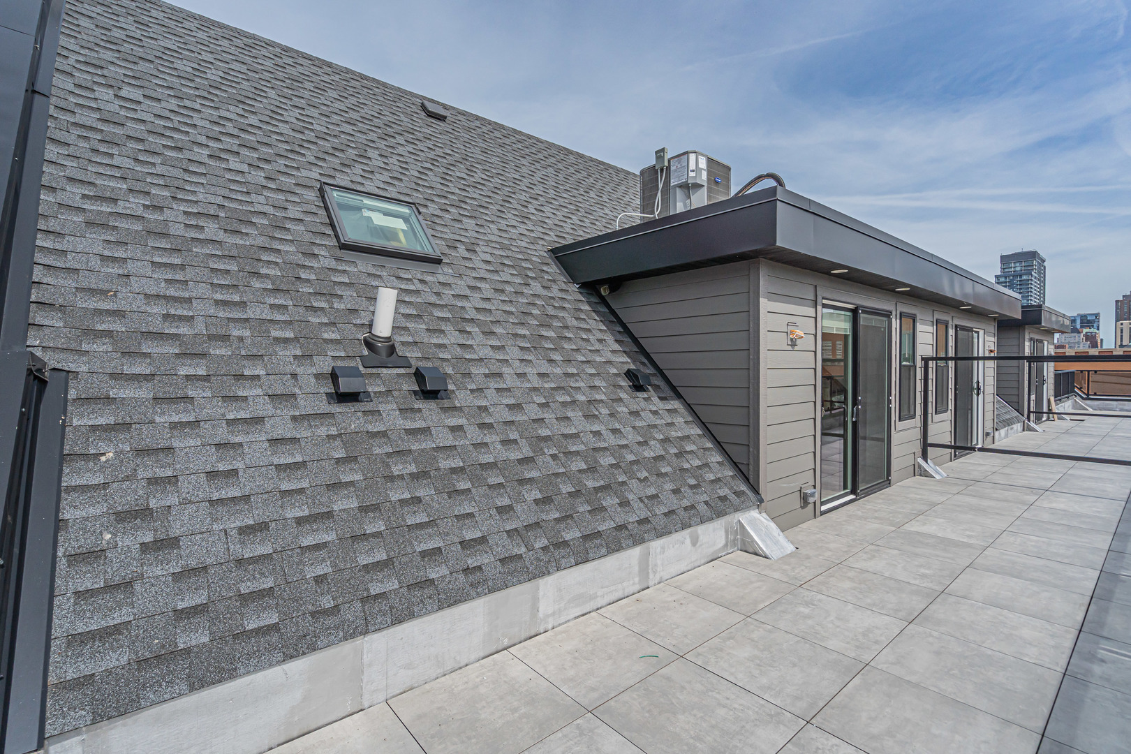 505 West Elm Street Chicago IL 60610