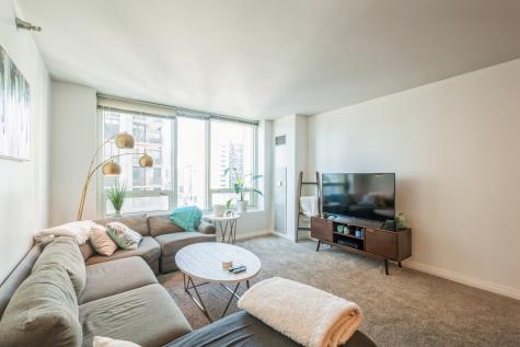 33 West Ontario Street Chicago IL 60654