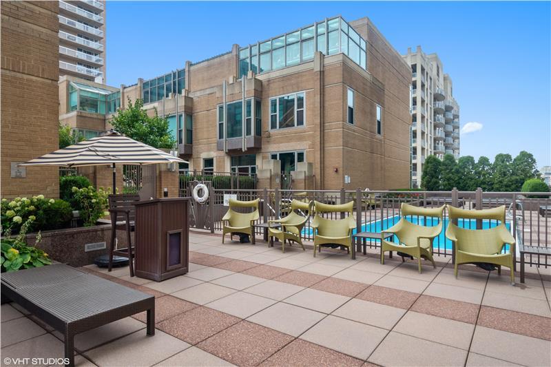 33 West Ontario Street Chicago IL 60654