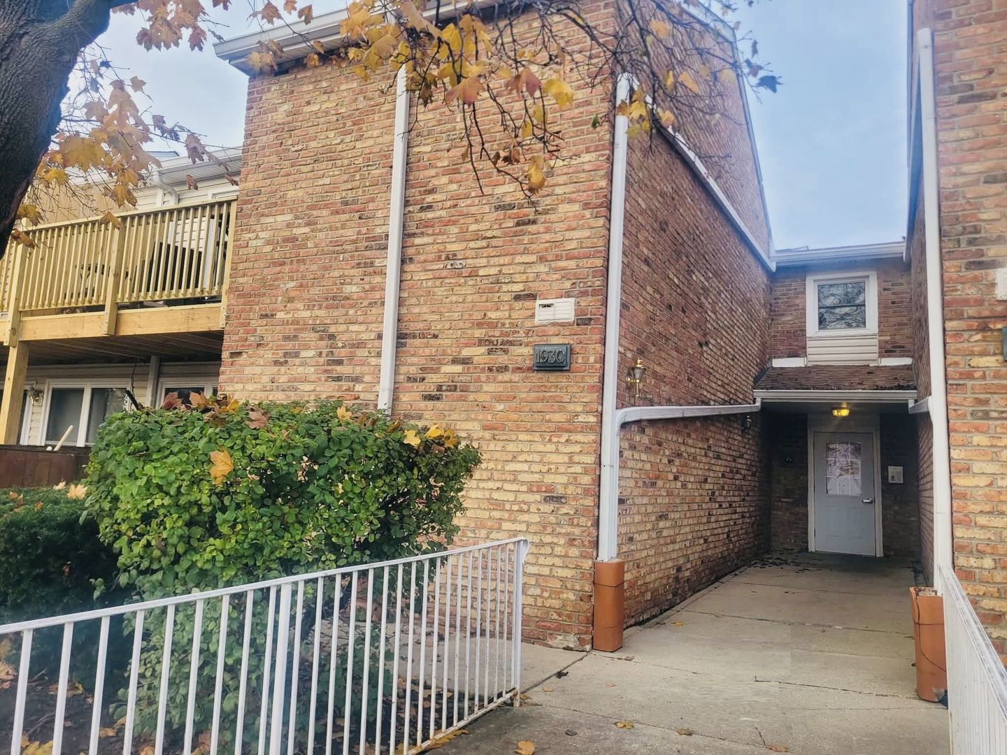 1930 Kenilworth Circle Hoffman Estates IL 60169