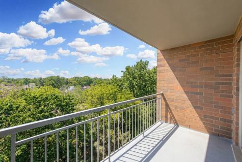 6815 North Milwaukee Avenue Niles IL 60714