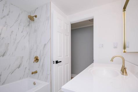 6634 West 95th Street Oak Lawn IL 60453
