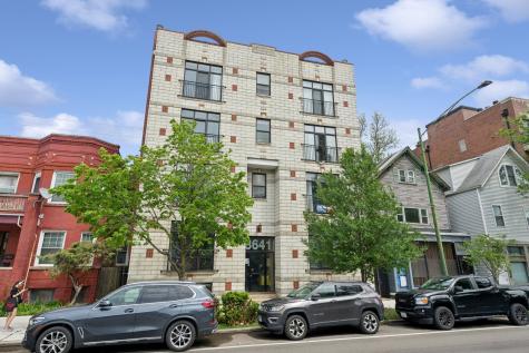 3641 North Ashland Avenue Chicago IL 60613