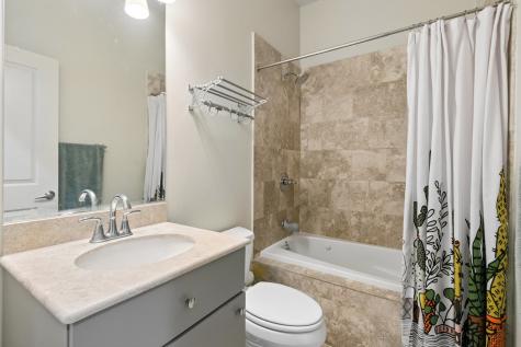 3641 North Ashland Avenue Chicago IL 60613