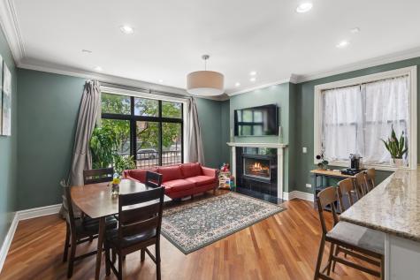 3641 North Ashland Avenue Chicago IL 60613
