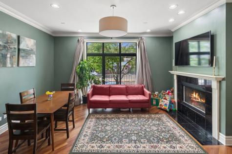3641 North Ashland Avenue Chicago IL 60613