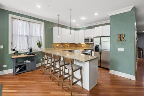 3641 North Ashland Avenue Chicago IL 60613