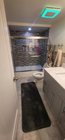 4530 West 93rd Street Oak Lawn IL 60453