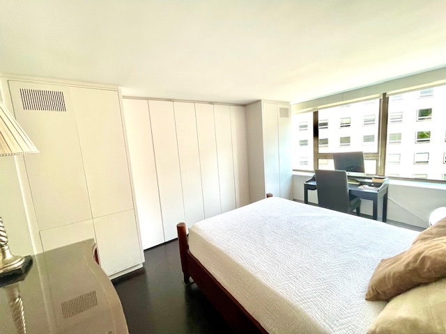 2800 North Lake Shore Drive Chicago IL 60657