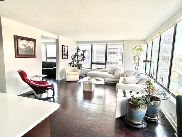 2800 North Lake Shore Drive Chicago IL 60657