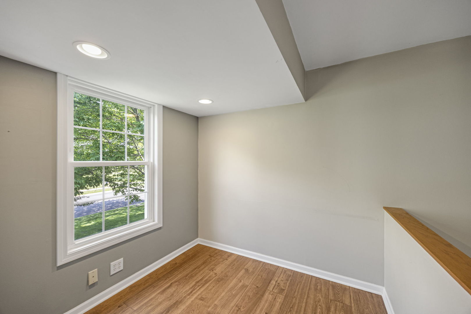1500 Thornfield Lane Roselle IL 60172