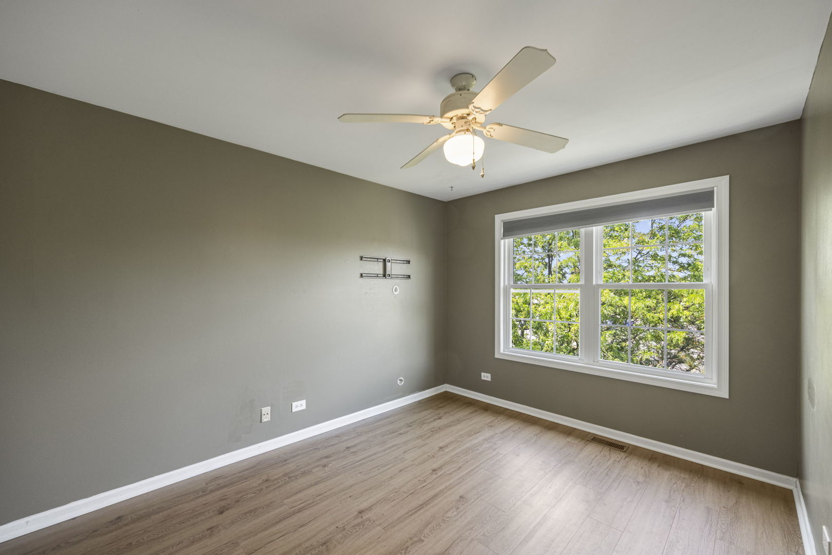 1500 Thornfield Lane Roselle IL 60172