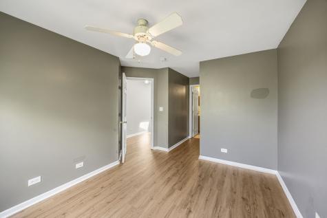 1500 Thornfield Lane Roselle IL 60172