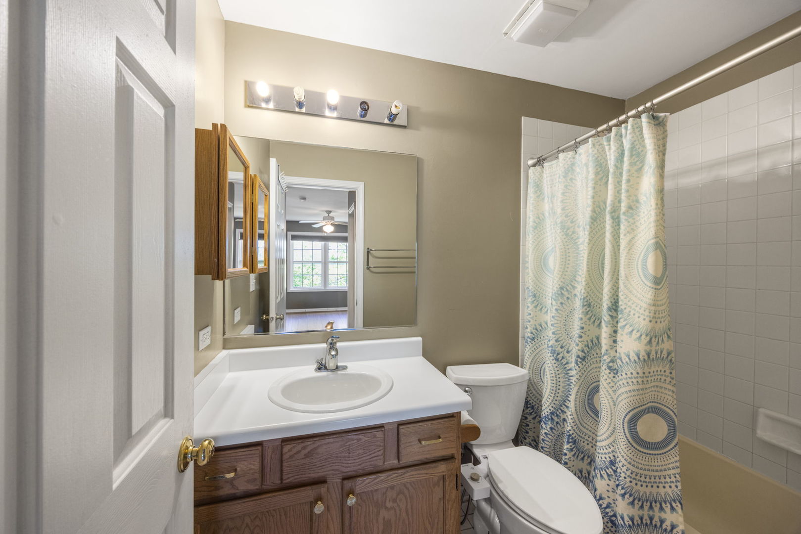 1500 Thornfield Lane Roselle IL 60172