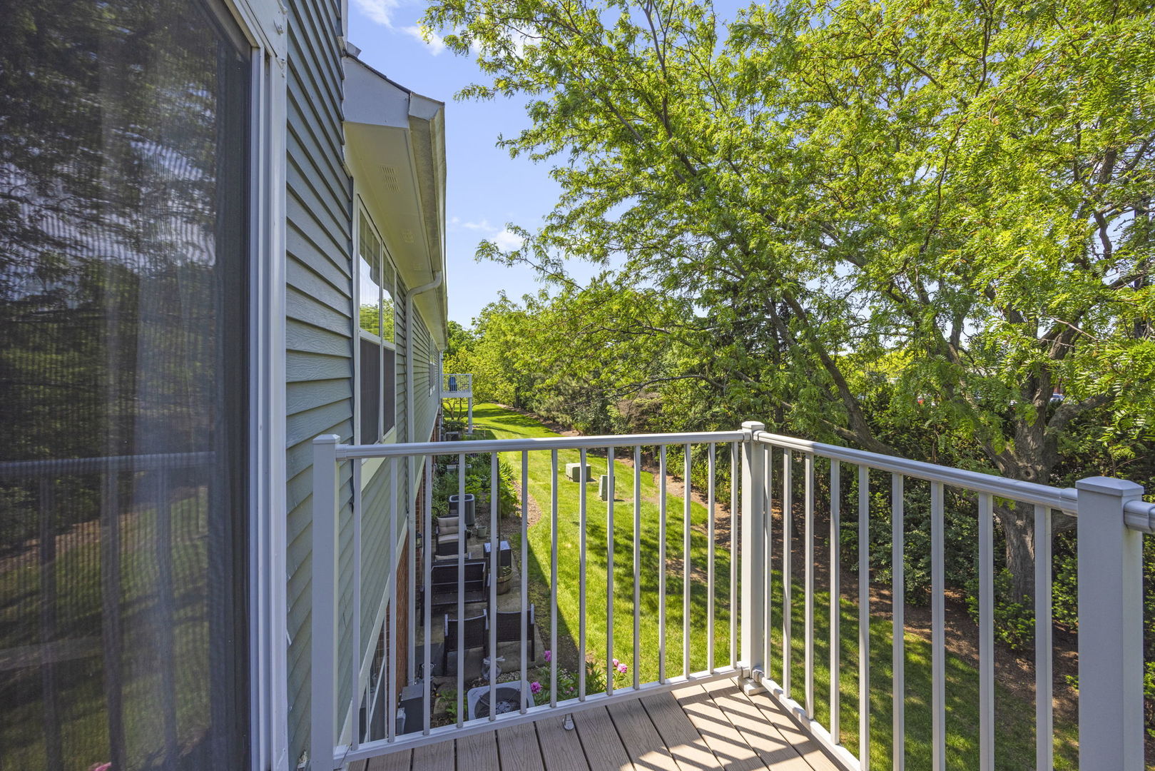 1500 Thornfield Lane Roselle IL 60172