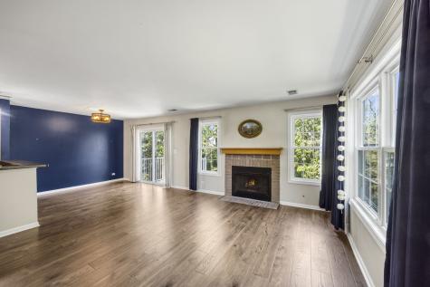 1500 Thornfield Lane Roselle IL 60172