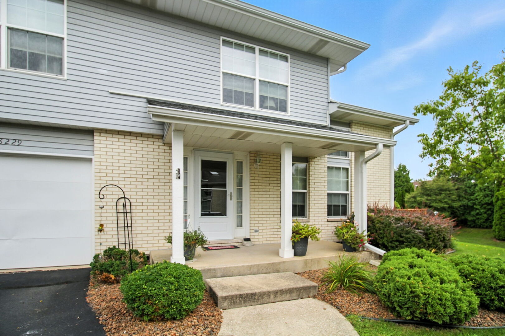 8229 170TH Street Tinley Park IL 60477