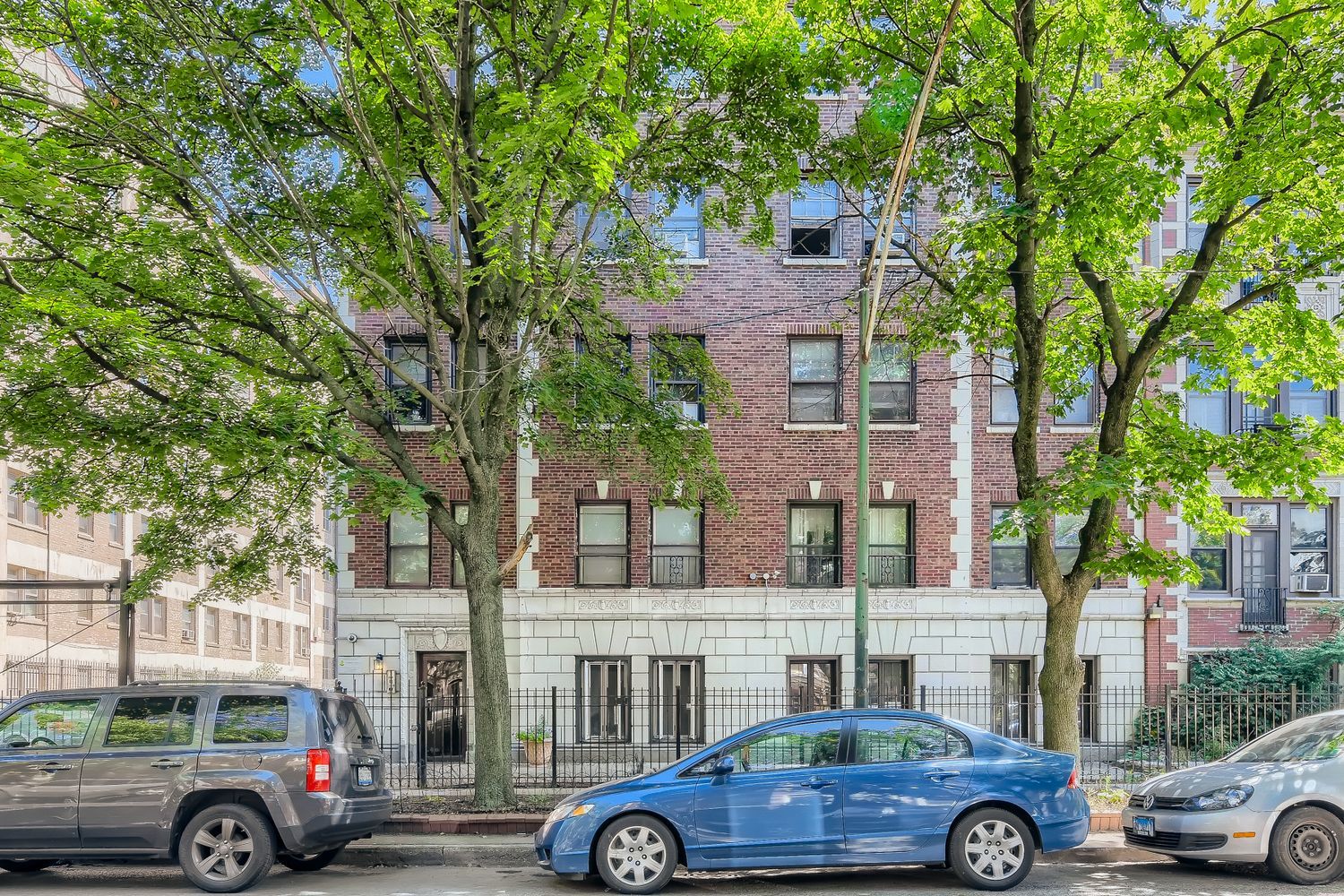 5135 South Kenwood Avenue Chicago IL 60615