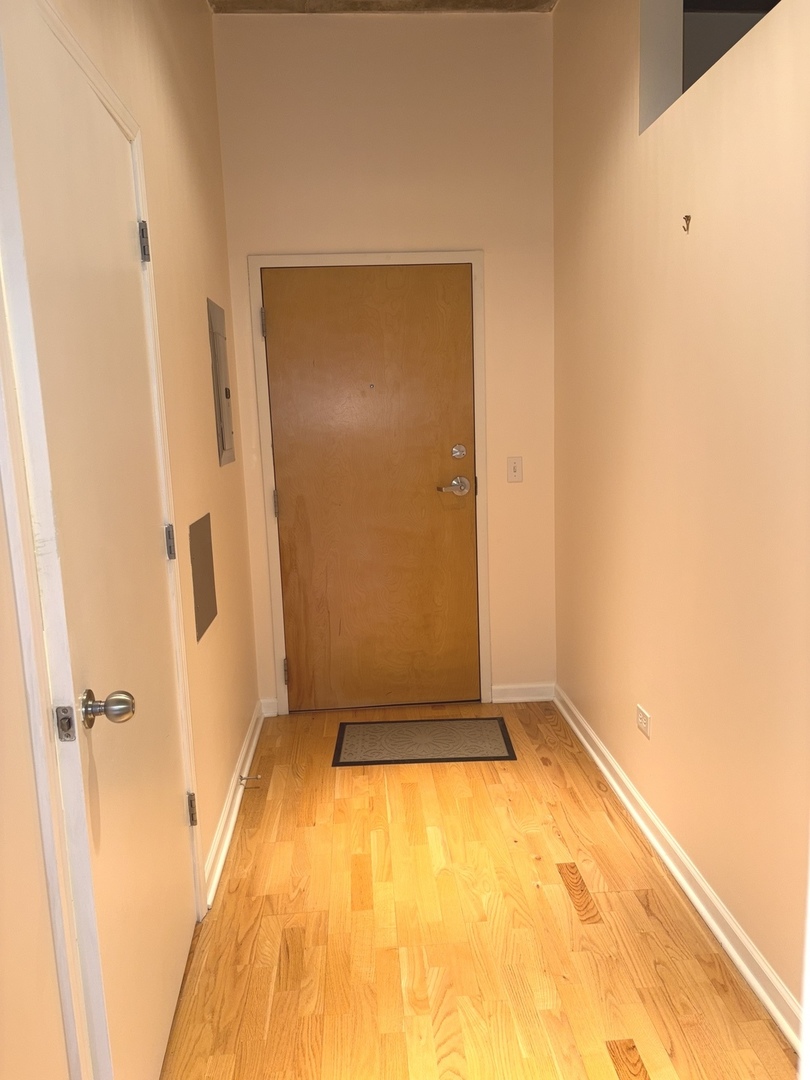 1122 West Catalpa Avenue Chicago IL 60640