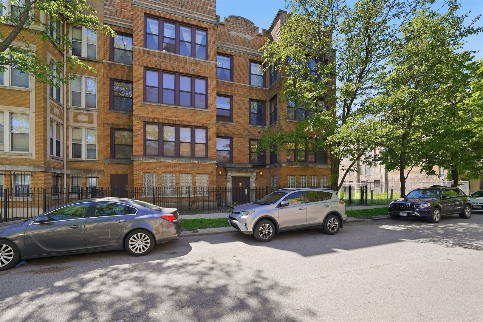 4740 South Ingleside Avenue Chicago IL 60615