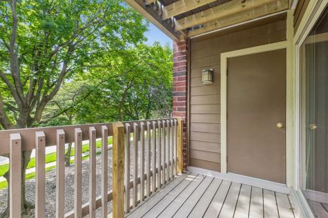 104 Glengarry Drive Bloomingdale IL 60108