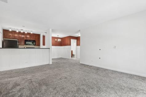 104 Glengarry Drive Bloomingdale IL 60108