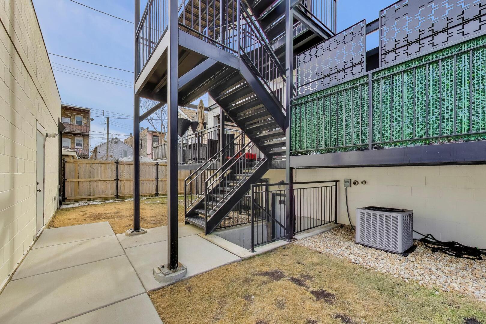 1715 South Morgan Street Chicago IL 60608