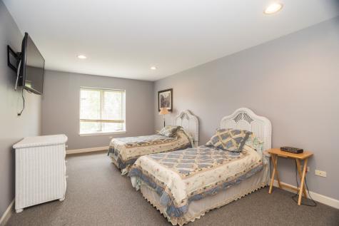 865 East 22nd Street Lombard IL 60148